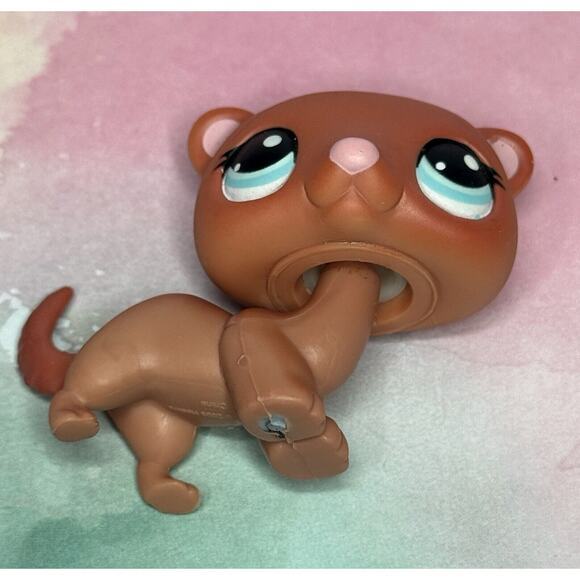 LPS Littlest Pet Shop Lot of 2- #209 Brown Tan Ferret and #334 Red Brown Ferret - Picture 13 of 13
